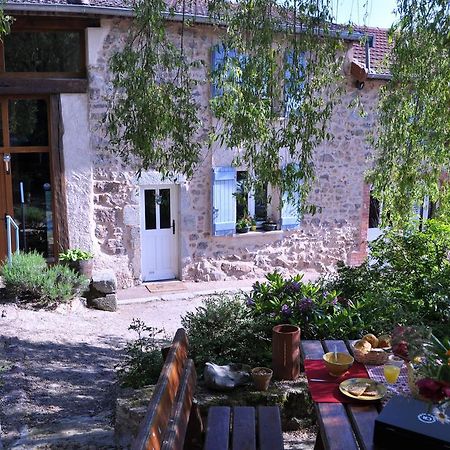 Hotel La Ferme Aux Abeilles Ambierle Zewnętrze zdjęcie